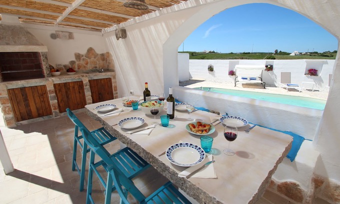 Martina Franca Villa | Trullo Il Grano, piscina privada, romántica y encantadora