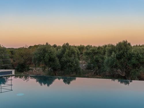 Cisternino Casa | Trullo in Cisternino with Infinity Pool