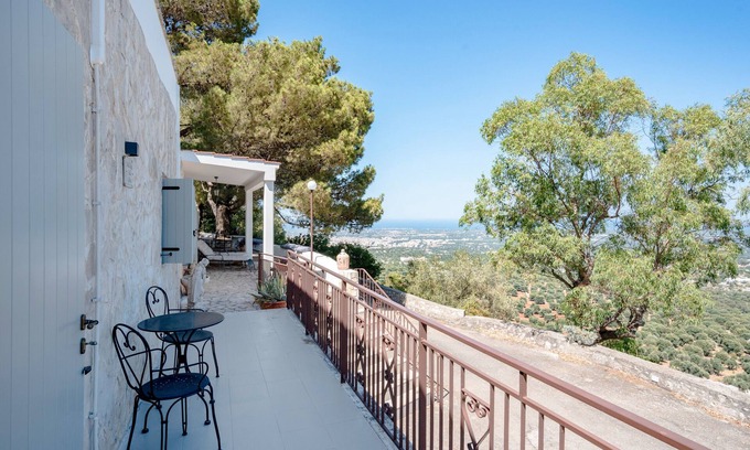 Fasano Casa | Trullo 'Rossi' with Mountain View, Wi-Fi and Air Conditioning
