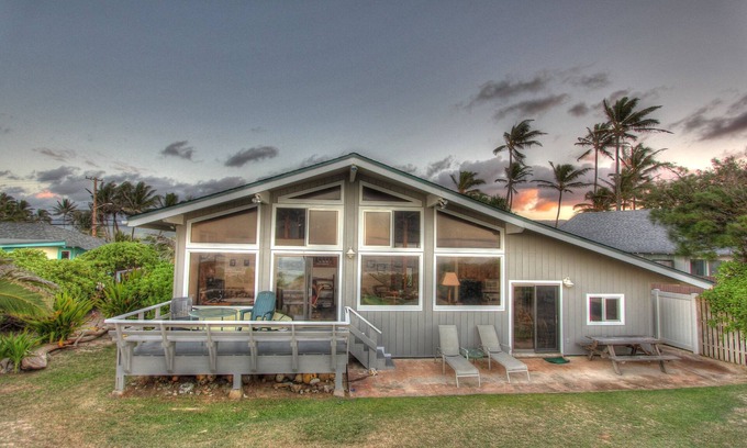 Laie Casa | VERDADERO FRENTE AL MAR Casa + 2 cabañas para huéspedes adicionales o privacidad