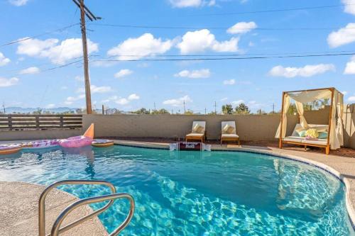 Casas Adobes Casa | Tucson Escape: 5br - Pool - CCP - Eclectic-Themed
