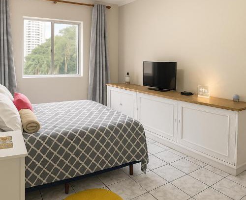 Pitangueiras Apartamento | Tudo a pé sem stress, praia, comida e Shopping