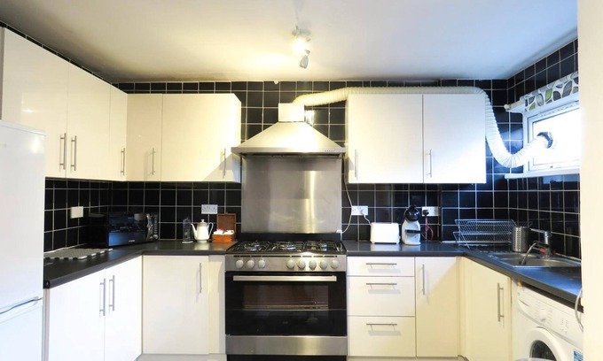 The Westside Casa | Tudors eSuites Five Ways Terrace Parking