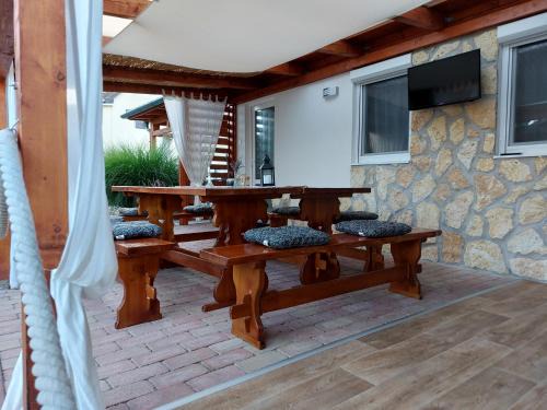 Sarospatak Apartamento | Tulipán Vendégház