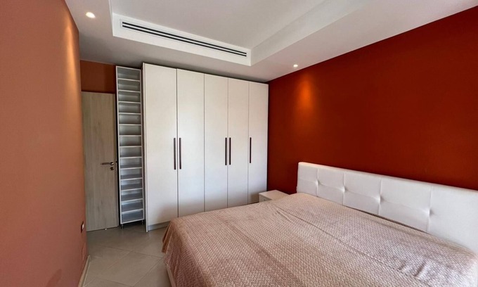 Ishem Apartamento | Tulip by Sea Lura 1