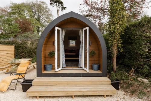 Findon Otro | Tullamore Dew Glamping Pod