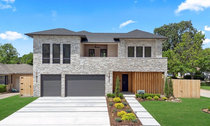 Tulsa Casa | Luxury Multi-Million Dollar Home
