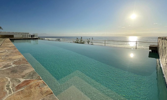 Playas De Tijuana Apartamento | Tulum Style Baja Beach Condo