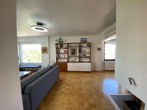 Turku Apartamento | Turku cetral retro apartment 119m2 with AC