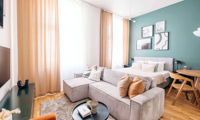 Petrska ctvrt Apartamento | TurnKey | Republic Square Apartment I
