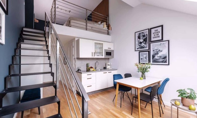 Nove Mesto Apartamento | TurnKey | Two level Charles Square Apartment I