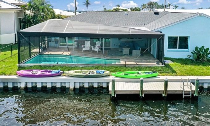 Matlacha Casa | Turquoise Dolphin on Open Water/HeatedPool