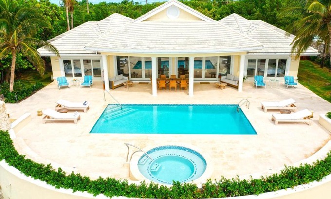 Savannah Casa | Turtle Beach by Grand Cayman Villas & Condos