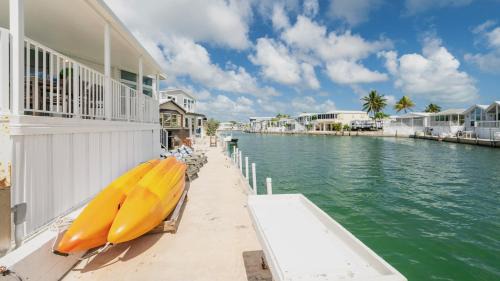 Cudjoe Key Casa | Turtle Cove Views by Last Key Realty