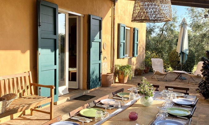 Castagneto Carducci Otro | Tuscan countryhouse apartment, 10 min by the sea, with AC and large garden.