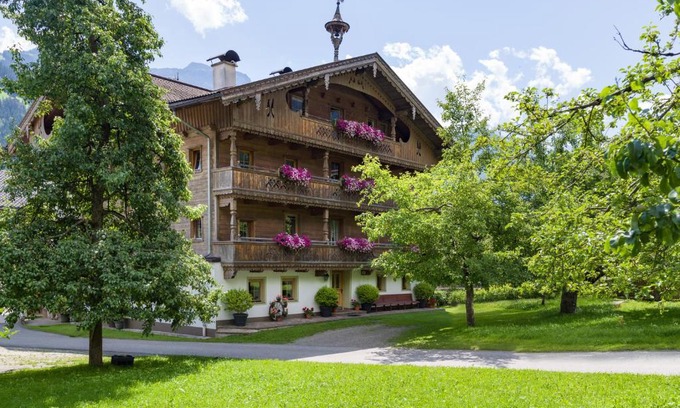 Laimach Apartamento | Tuxerhof