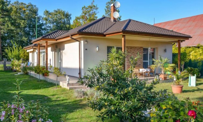 Balatonboglar Apartamento | Twin front by Interhome