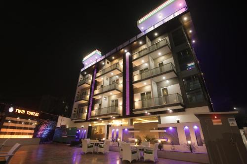 Greater Noida Cama Y Desayuno | Twin Towers