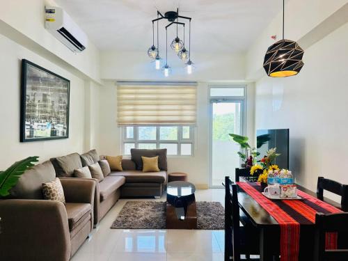 Laurel Apartamento | Twinlakes Condominium Tagaytay, LL1R Shiraz