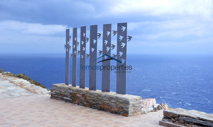 Kea Casa | Dos apartamentos en una villa, ideal para dos familias o un grupo de amigos.