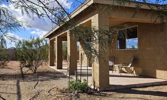San Tan Valley Casa | Two bedroom 1 bath Casita, full kitchen, bath and laundry