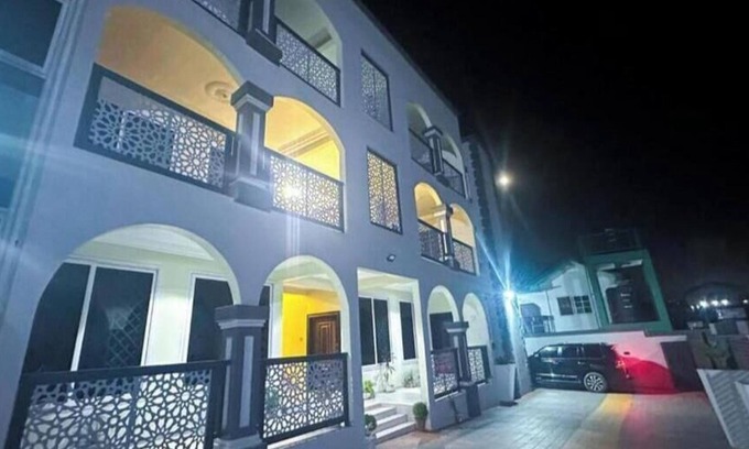 Sekondi-Takoradi Apartamento | Two-Bedroom Apartment with Balcony #2