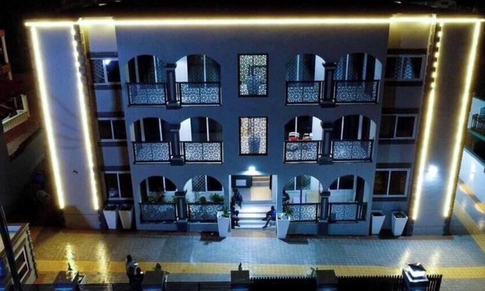 Sekondi-Takoradi Apartamento | Two-Bedroom Apartment with Balcony #5