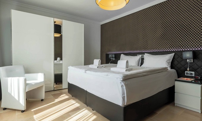 Ville Haute Apartamento | Two-Bedroom Apartment