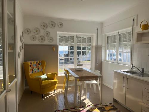 Praia da Vitoria Apartamento | Two Bedroom Apartment R C Porto Martins Pools
