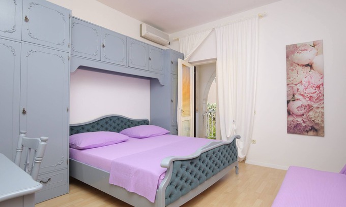 Baska Voda Apartamento | Apartamento para dos personas con balcón y vista al mar Baska Voda, Makarska (A-2756-e)