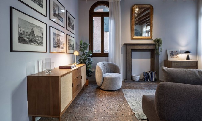 Dorsoduro Apartamento | Two bedroom apartment in an Historic Palace