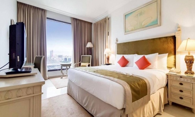 Al Sufouh 2 Apartamento | Two Bedroom Apartment On Sheikh Zayed Road Near Internet metro By Luxury...