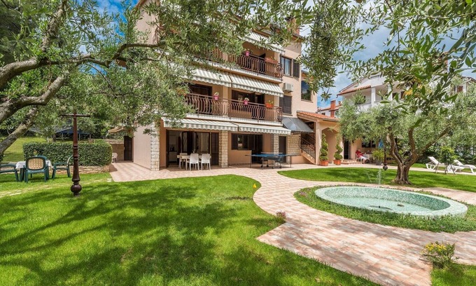Porec Apartamento | Rakovac / Two-Bedroom Apartment A2 with Terrace