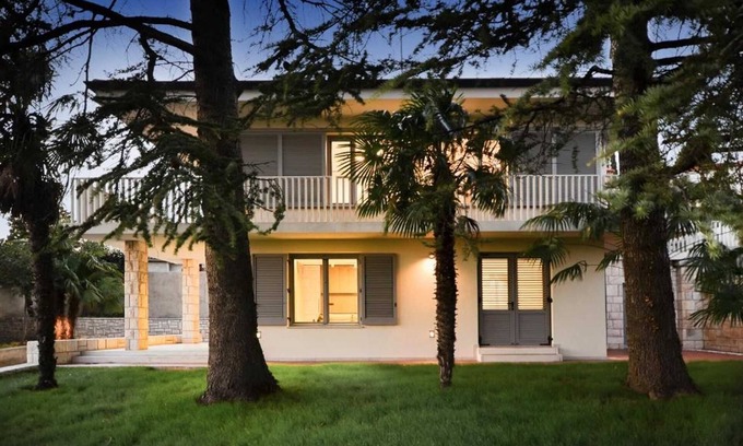 Portoroz Apartamento | Two Bedroom Apartment with Balcony & Sea View Villa Forgotten Garden Portoroz