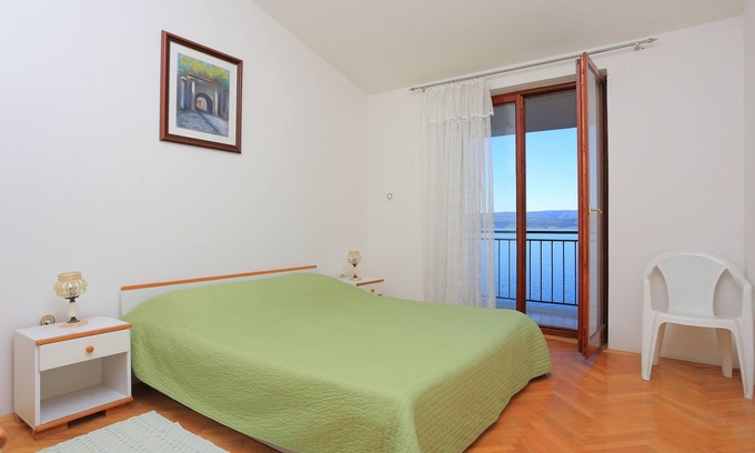 Mimice Apartamento | Apartamento para dos personas con terraza y vista al mar Mimice, Omis (A-18148-a)