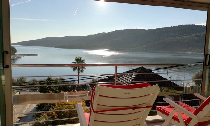 Marina Apartamento | Apartamento para dos personas con terraza y vista al mar Marina, Trogir (A-14191-a)