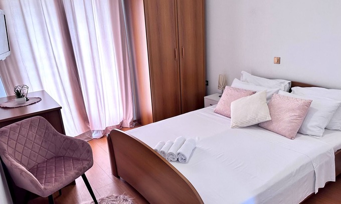 Lopar Apartamento | Apartamento para dos personas con balcón y vista al mar Lopar, Rab (A-14070-c)