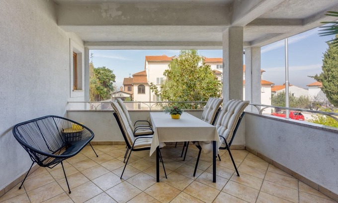 Spadici Apartamento | Casa Mareva / Two-Bedroom Burin with Balcony