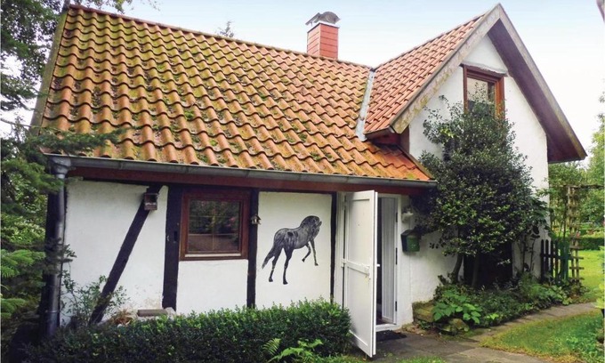 Schwalenberg Casa | Two-Bedroom Holiday Home In Schwalenberg