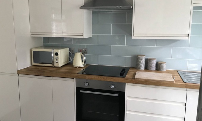 Liskeard Town Centre Casa | Two bedroom detached house down quiet lane in central Liskeard Cornwall