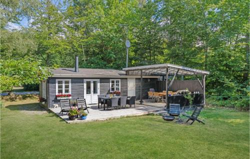 Ronne Casa | Two-Bedroom Holiday Home In Ronne