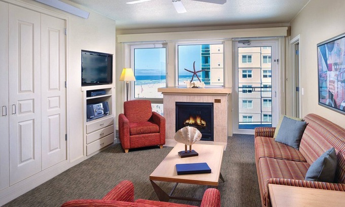 Seaside Gilbert District Condominio | Two Bedroom KIng WorldMark Seaside