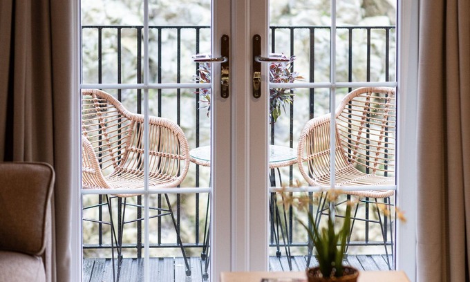 Stoney Middleton Apartamento | Two bedroom luxury apartment in the historic village of Stoney Middleton. Sleeps 4.