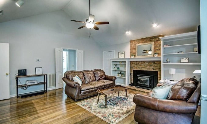 Ridgeland Casa | Two Bedroom Near the Reservoir by Great Fishing