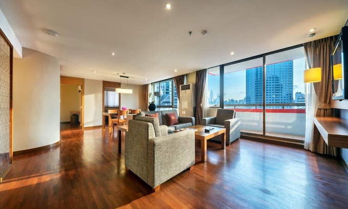 Embassy District Apartamento | Two Bedroom Residence