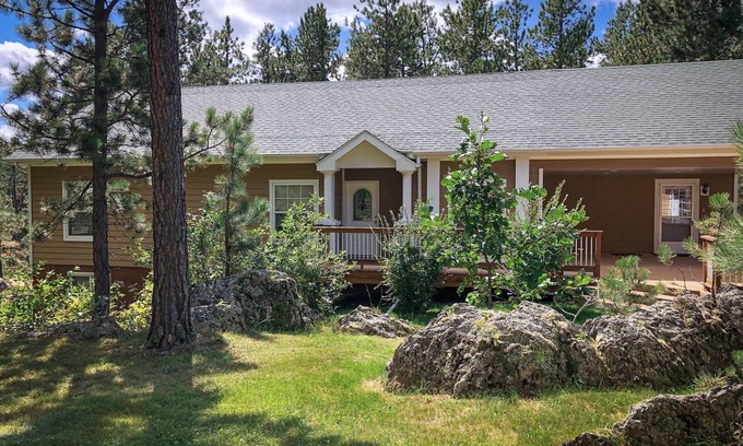 Rapid City Casa | Two Bedroom Secluded House near Mount Rushmore