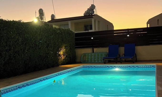 Universal Casa | Two Bedroom Semi-detached House With Private Pool, A/c, Wifi in Kato Paphos