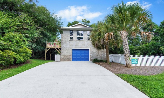 Emerald Isle Casa | Two Bedroom Sound-side gem in quiet peacful location