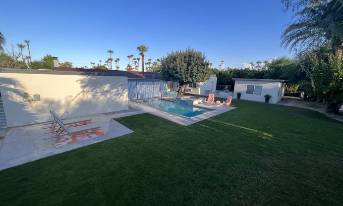 The Movie Colony Casa | Two Charming Guest Houses on a Mini-Estate w/ Private Pool & Spa / City ID#5340