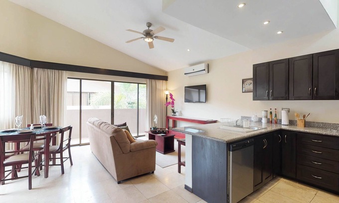 El Ocotal Apartamento | ¡nuevo Listado! Dos Condominios con Piscina Compartida, Tenis, Gimnasio y Cerca de la Playa